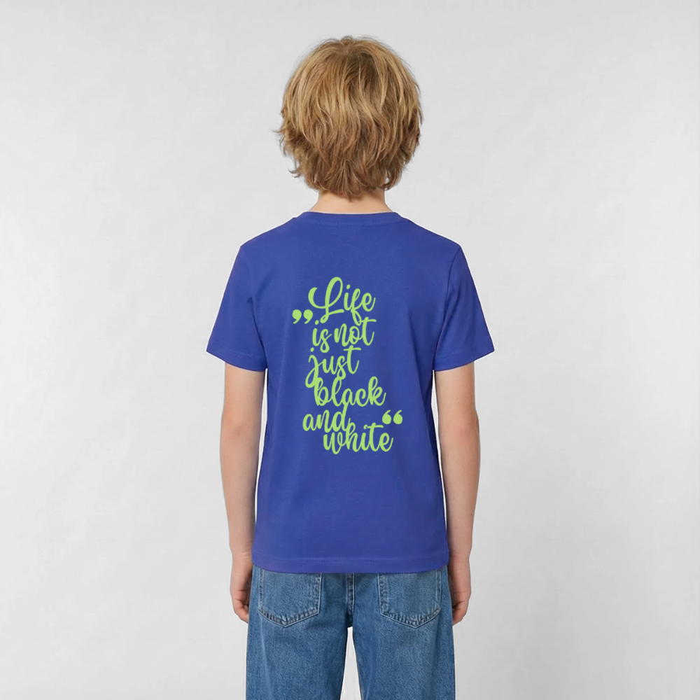 LiNBW. Crew T-Shirt Green Edition Life is not just black and white - LiNBW.