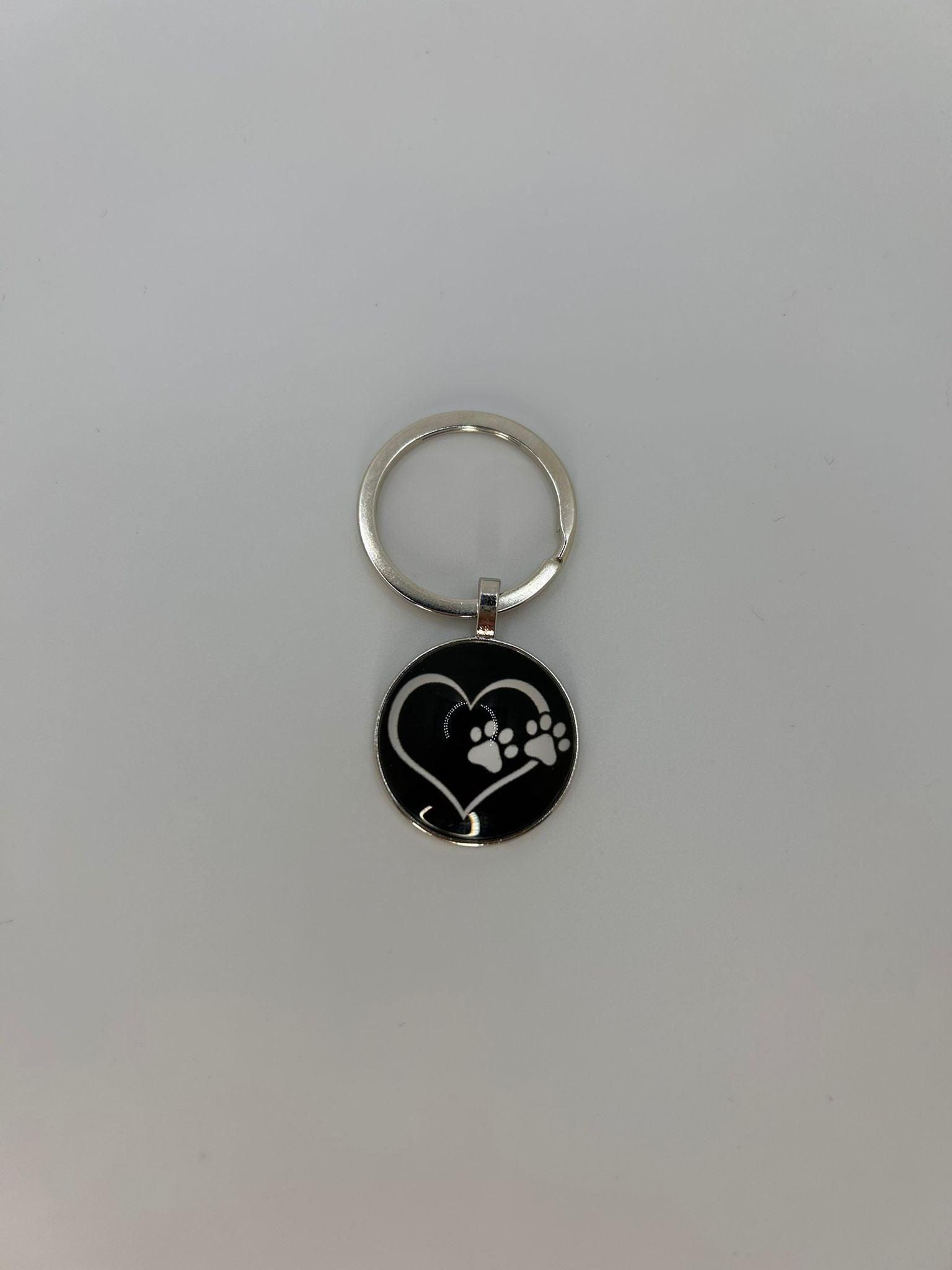LiNBW. Schlüsselanhänger Herz mit Pfotenabdruck - ideal als Geschenk - LiNBW.